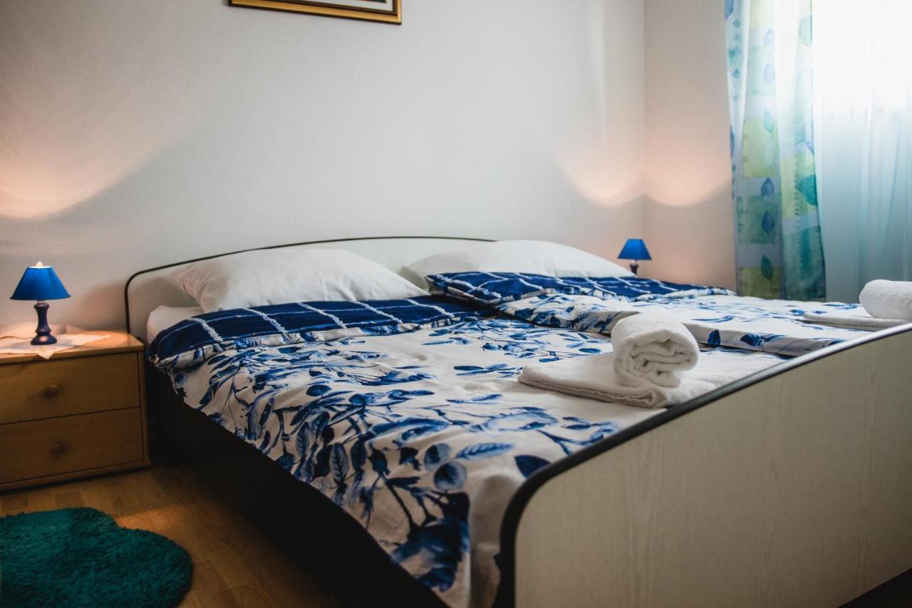 Apartmani Tena Selce Exteriör bild