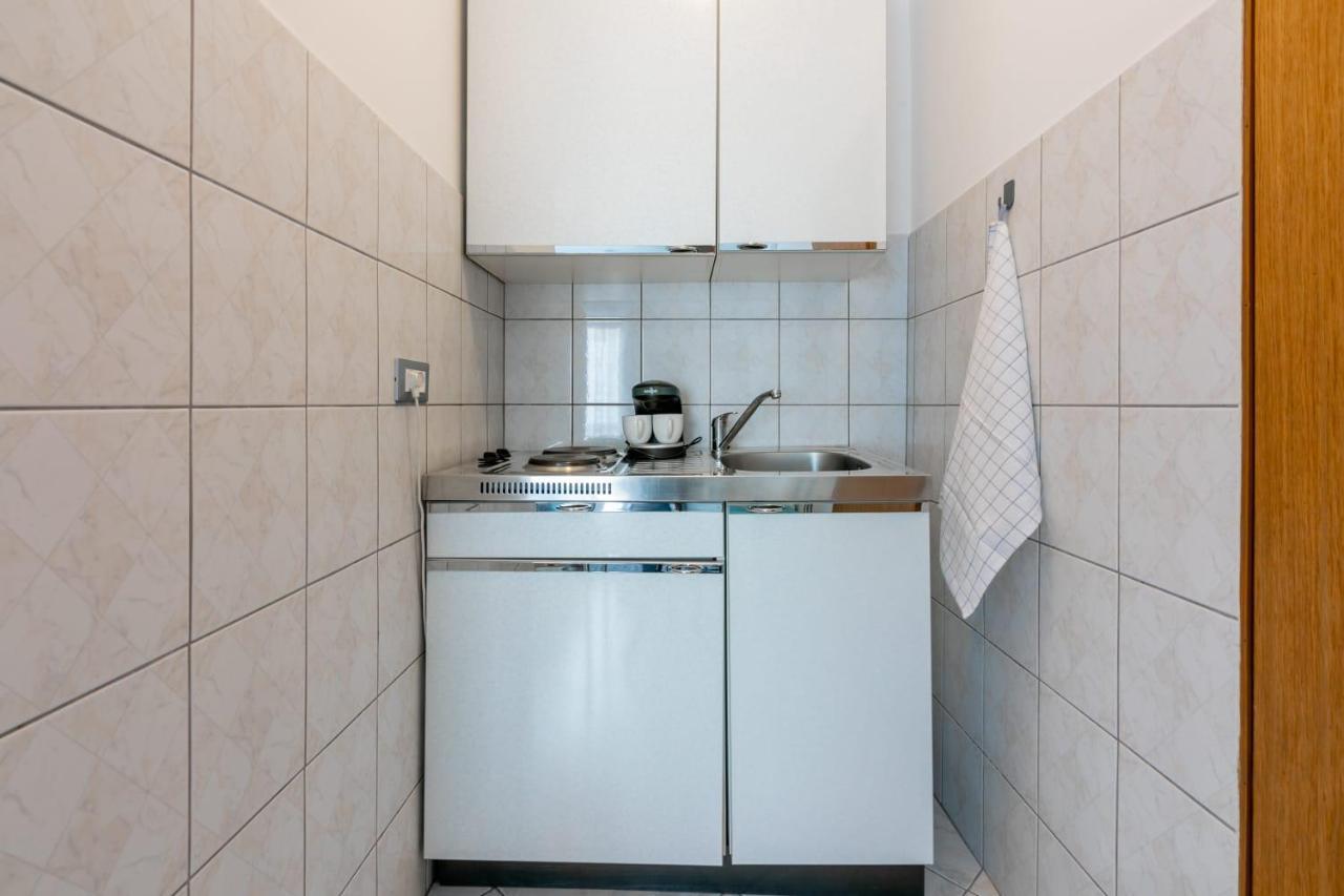 Apartmani Tena Selce Exteriör bild
