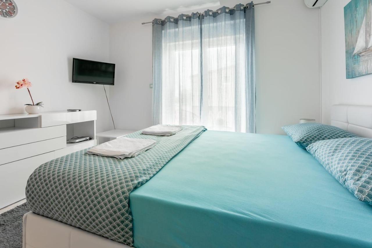 Apartmani Tena Selce Exteriör bild