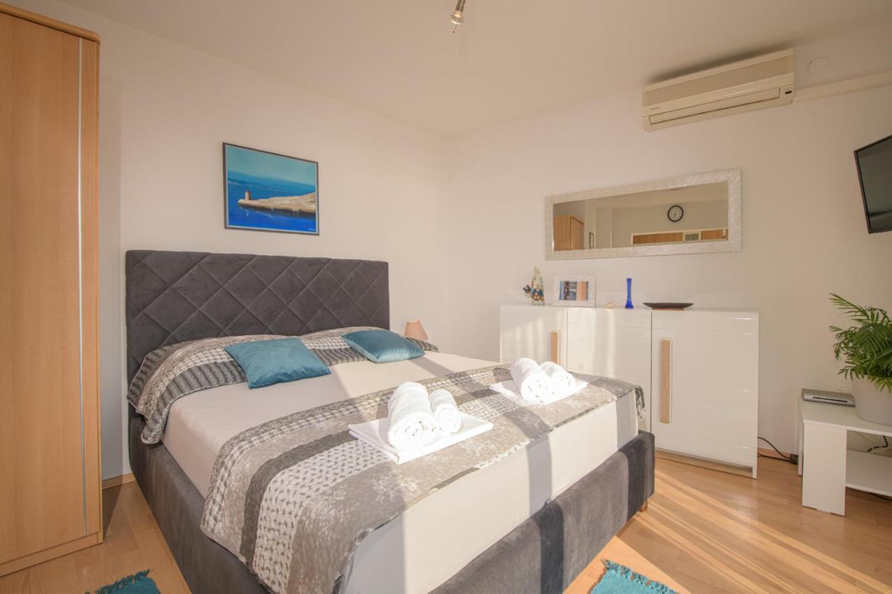 Apartmani Tena Selce Exteriör bild